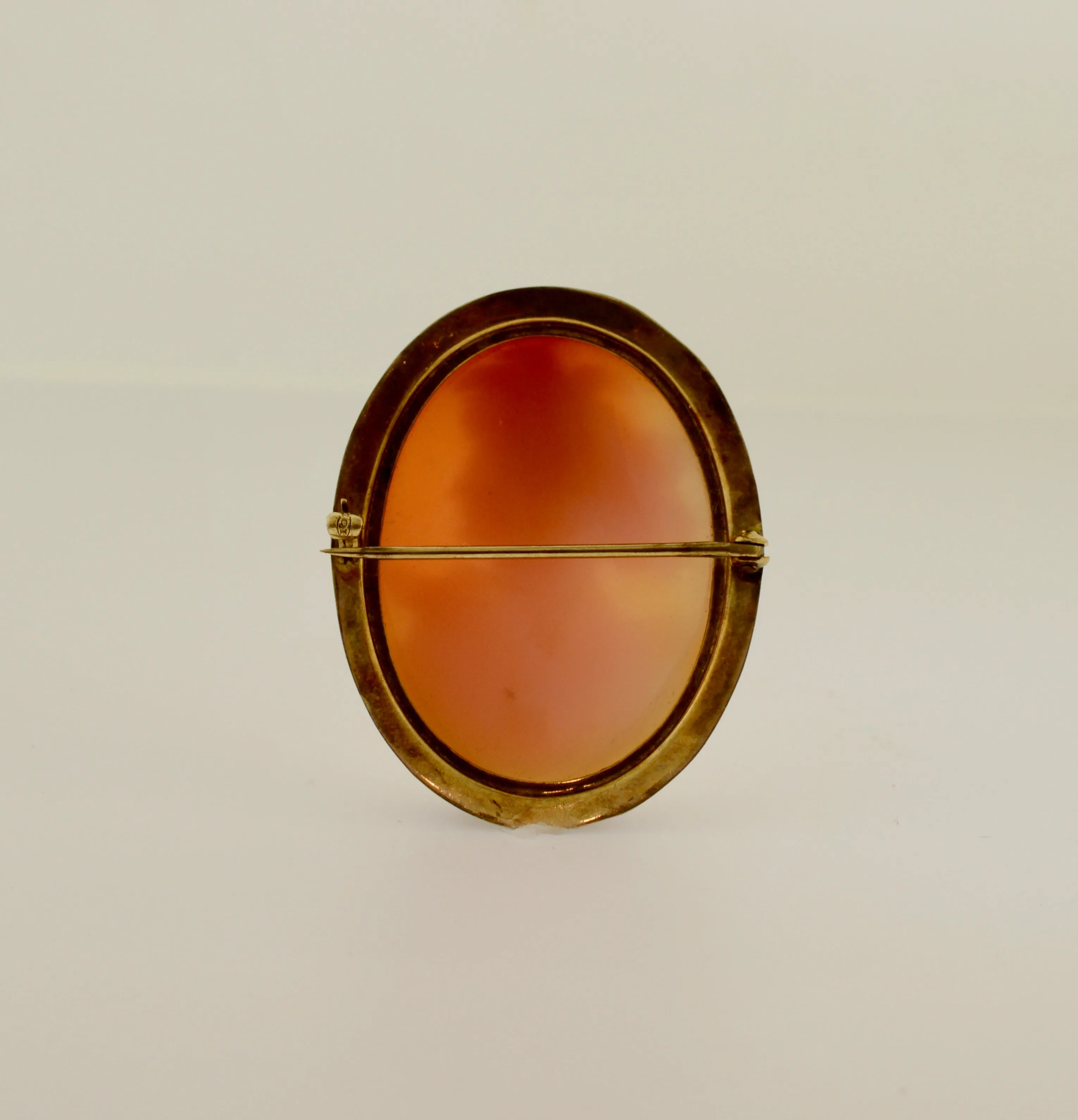 10K Yellow Gold Antique Pink Oval Shell Cameo Brooch