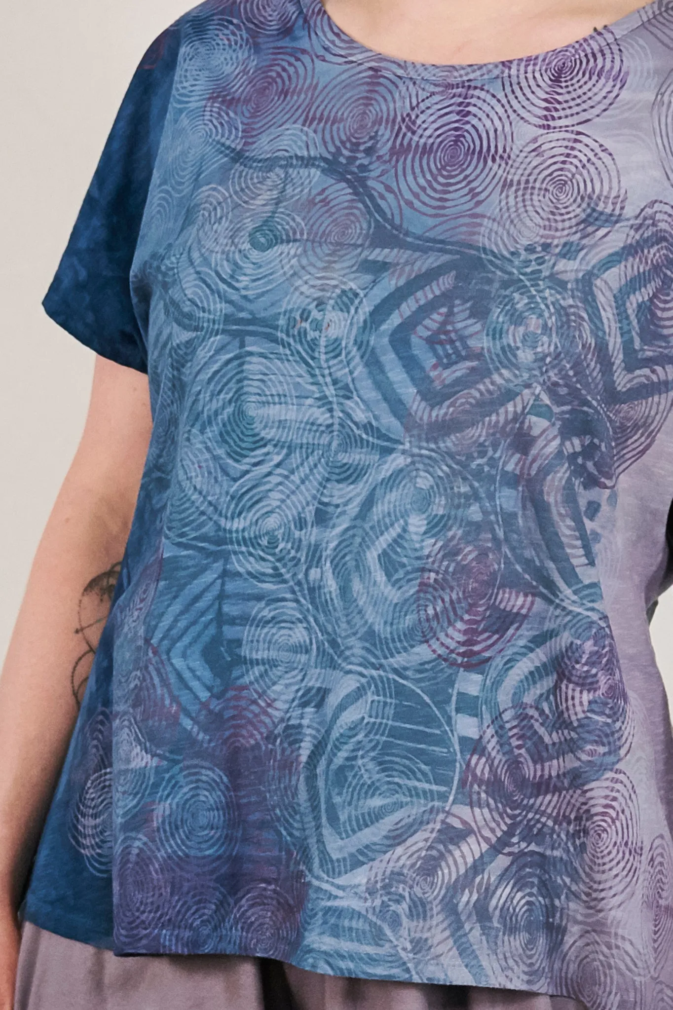 1250 HD Hand Dyed Moon Tee Sky-P