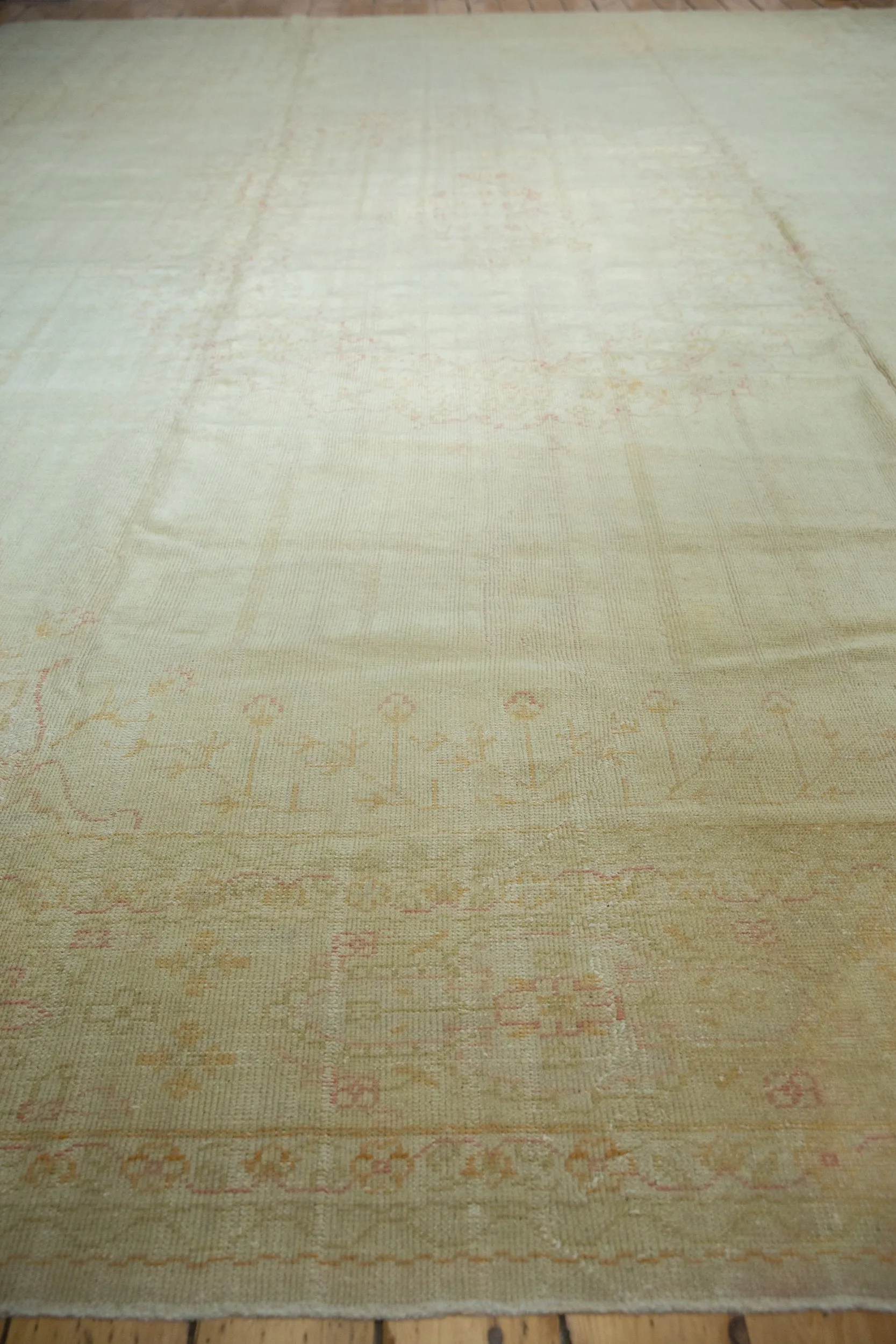 12.5x15.5 Vintage Distressed Oushak Carpet