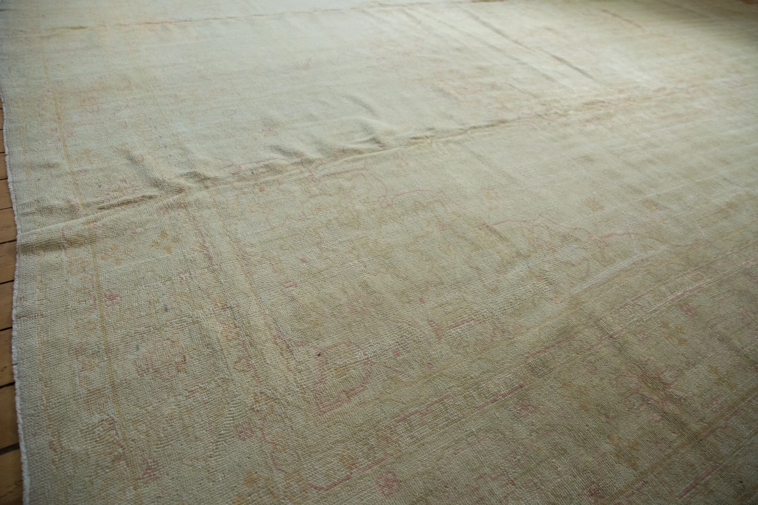 12.5x15.5 Vintage Distressed Oushak Carpet