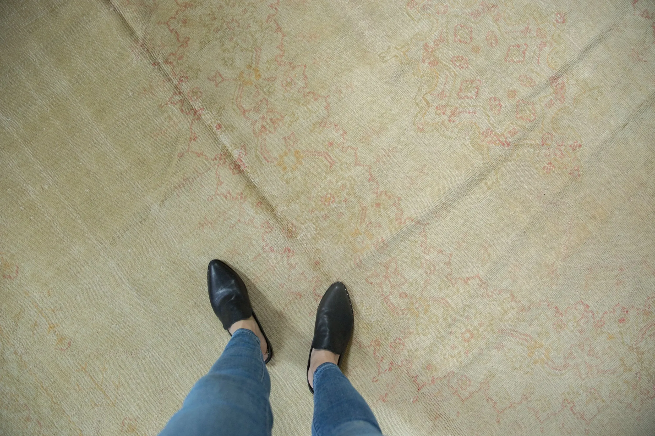 12.5x15.5 Vintage Distressed Oushak Carpet