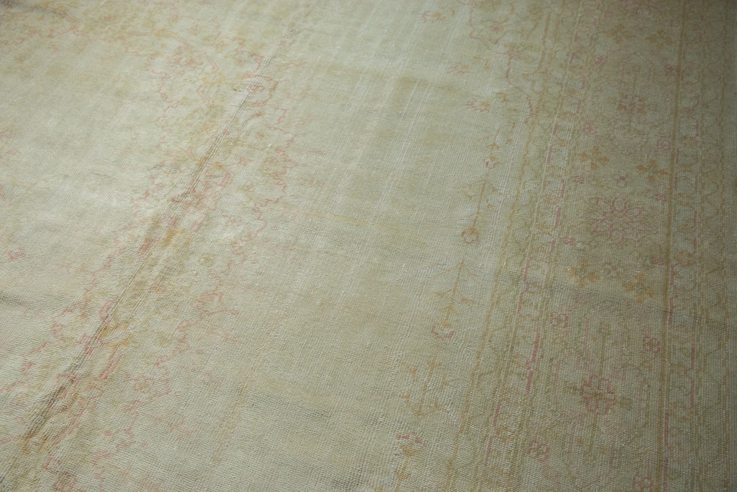 12.5x15.5 Vintage Distressed Oushak Carpet
