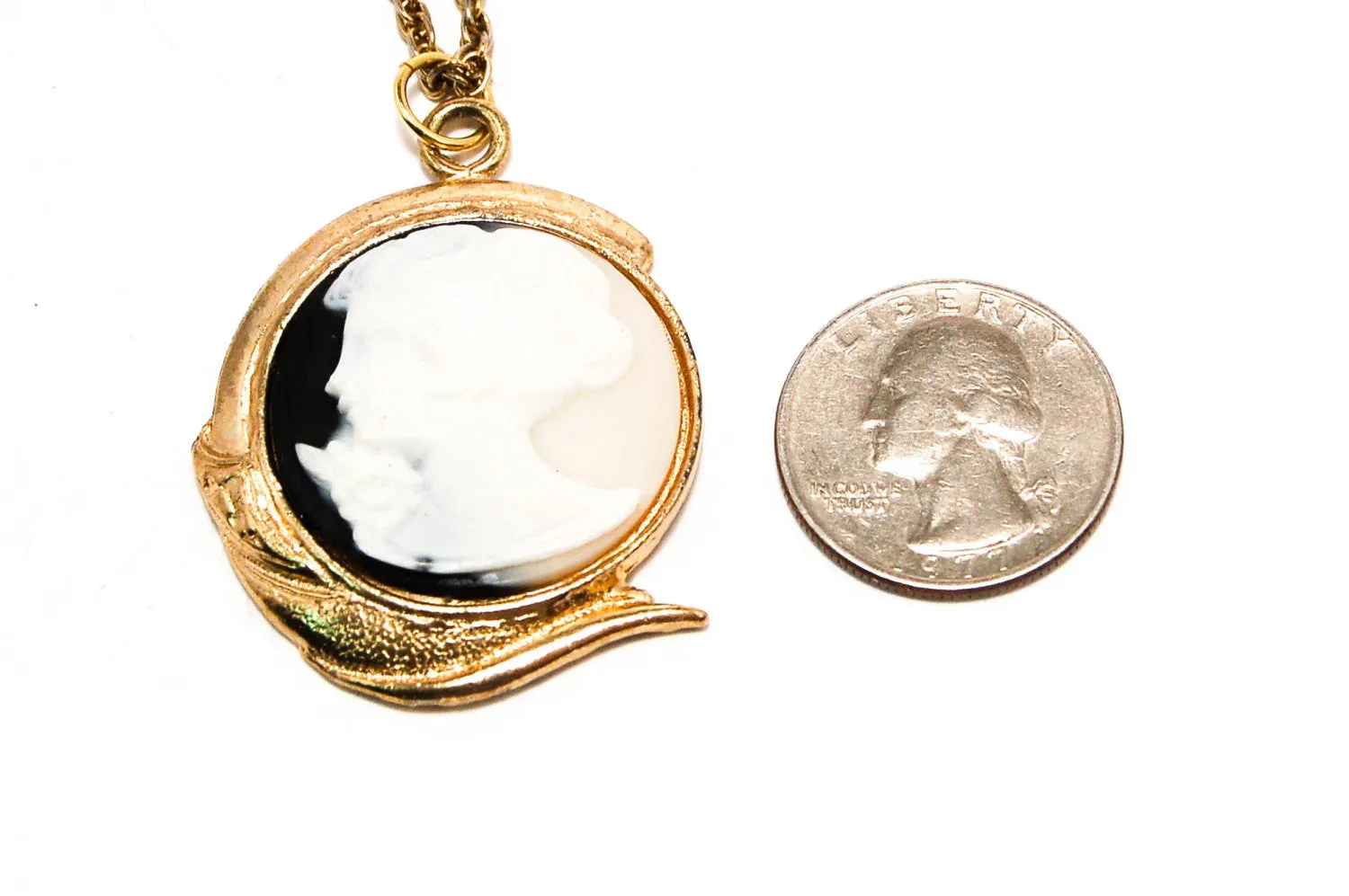 1940's Black and White Cameo Necklace