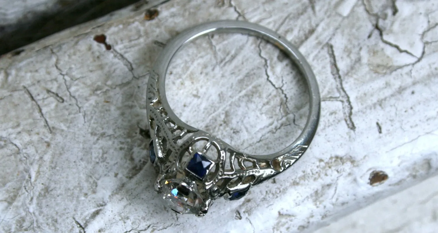 Amazing Vintage Filigree 18K White Gold Diamond and Sapphire Engagement Ring - 0.94ct.