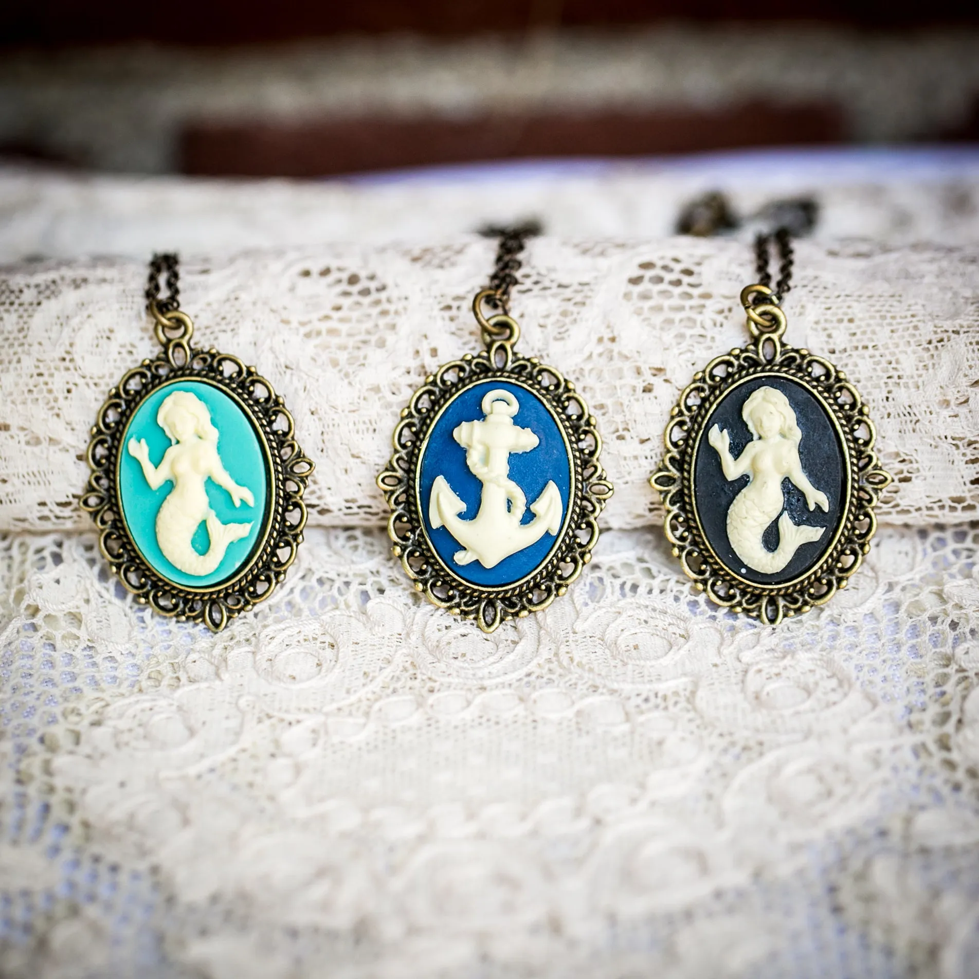 Anchor Cameo Necklace