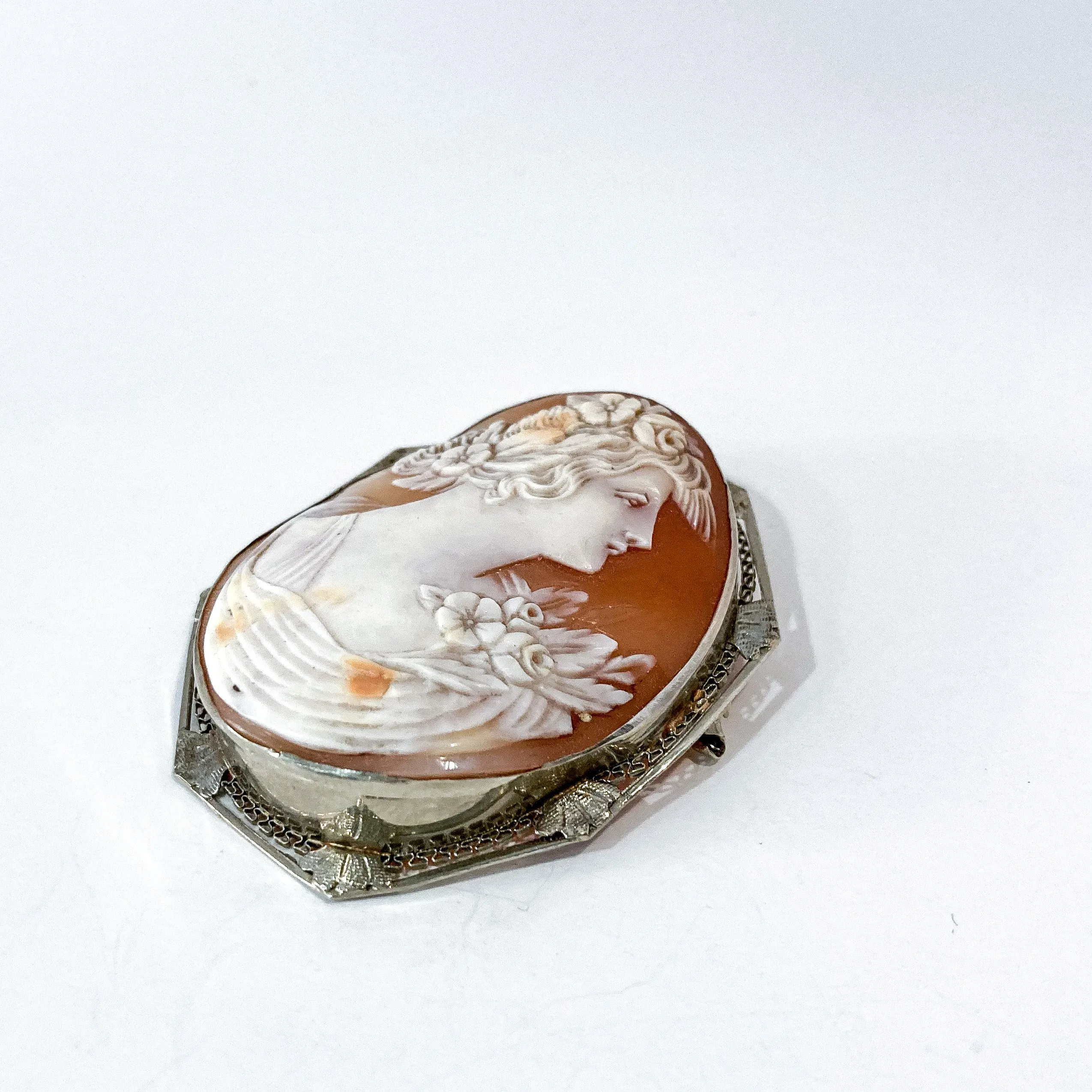 Antique 14K White Gold Carved Pink Shell Grecian Cameo Brooch Pendant