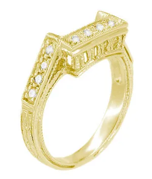 Art Deco Diamond Filigree Contoured Linear Wedding Ring in 18 Karat Yellow Gold