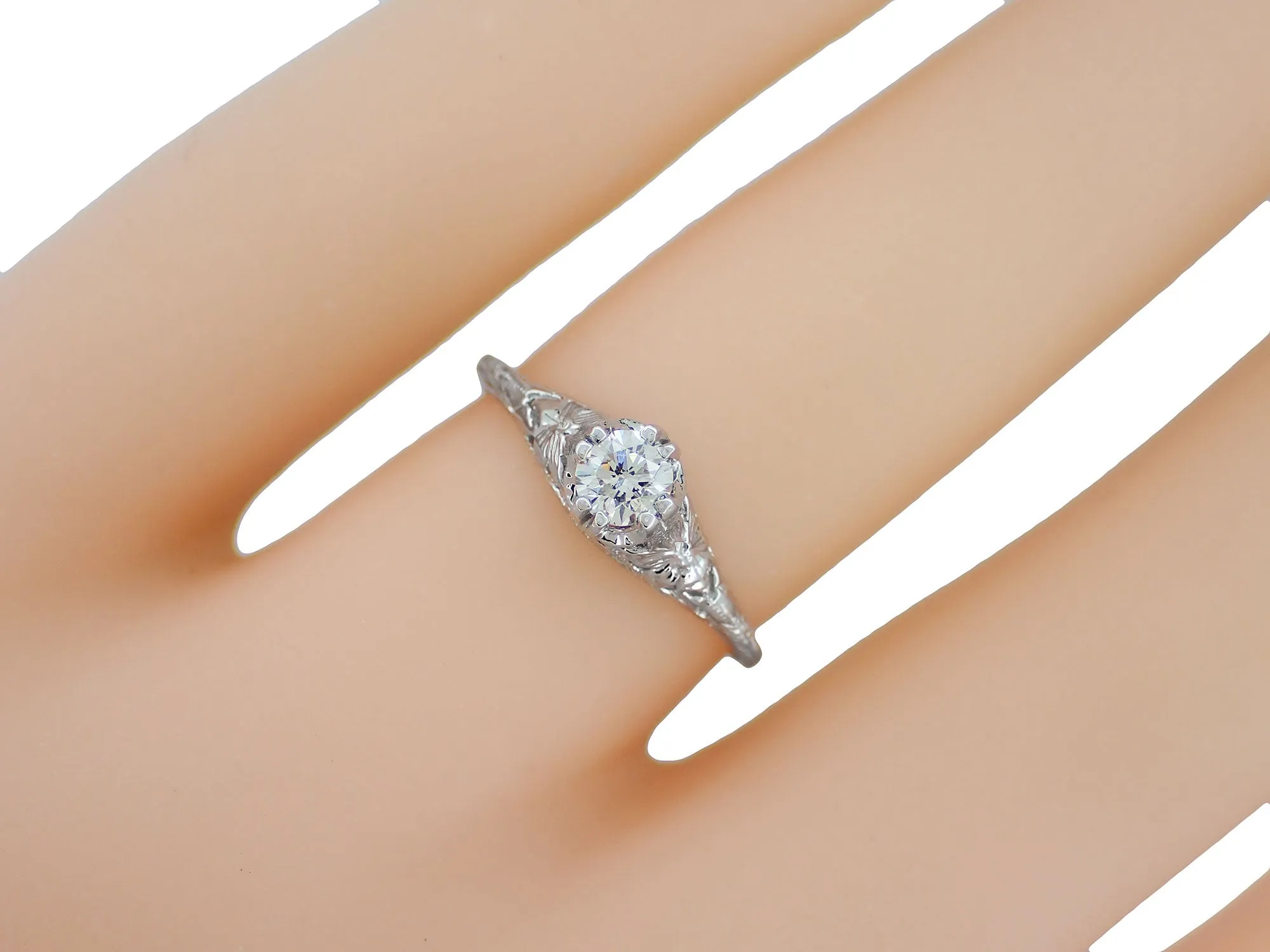 Art Deco Filigree Flowers and Wheat Engraved 1/4 Carat Diamond Engagement Ring in Platinum
