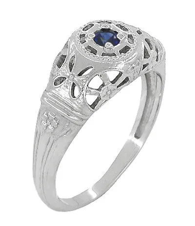 Art Deco Filigree Sapphire Ring in Platinum - Low Dome 1920's Antique Design