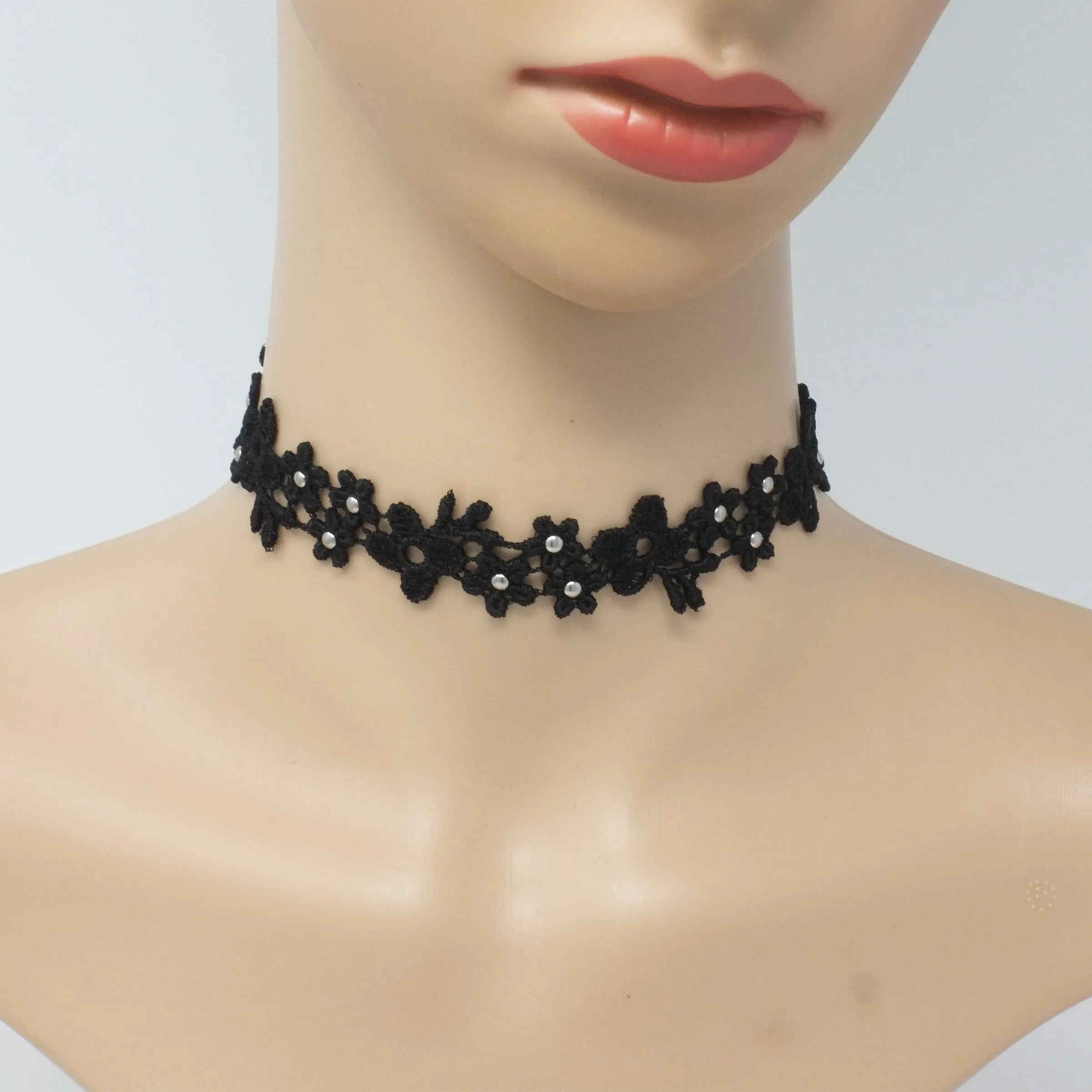 Astrid Black and Silver Daisy Lace Choker