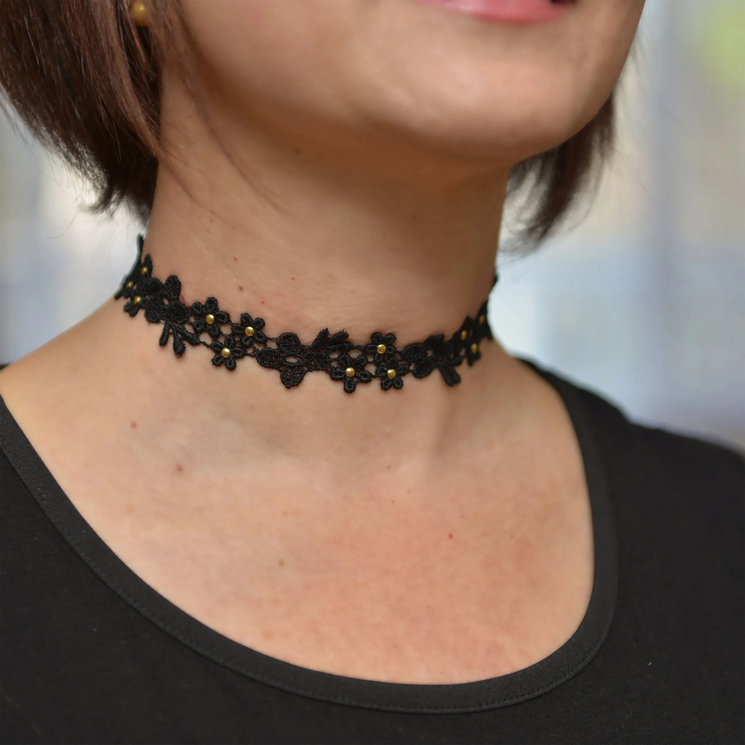 Astrid Black and Silver Daisy Lace Choker