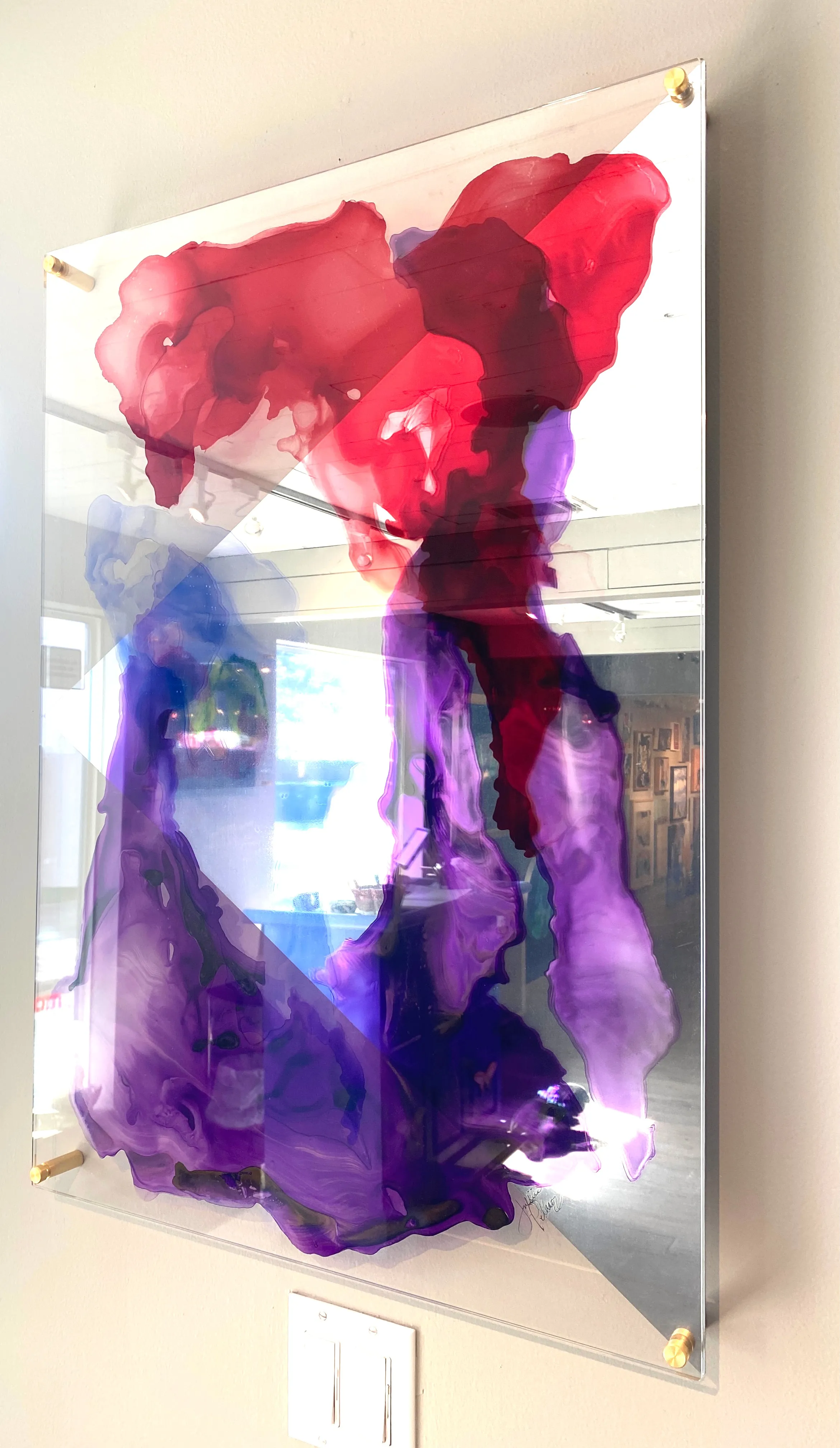 Aura 4: Violet, Red