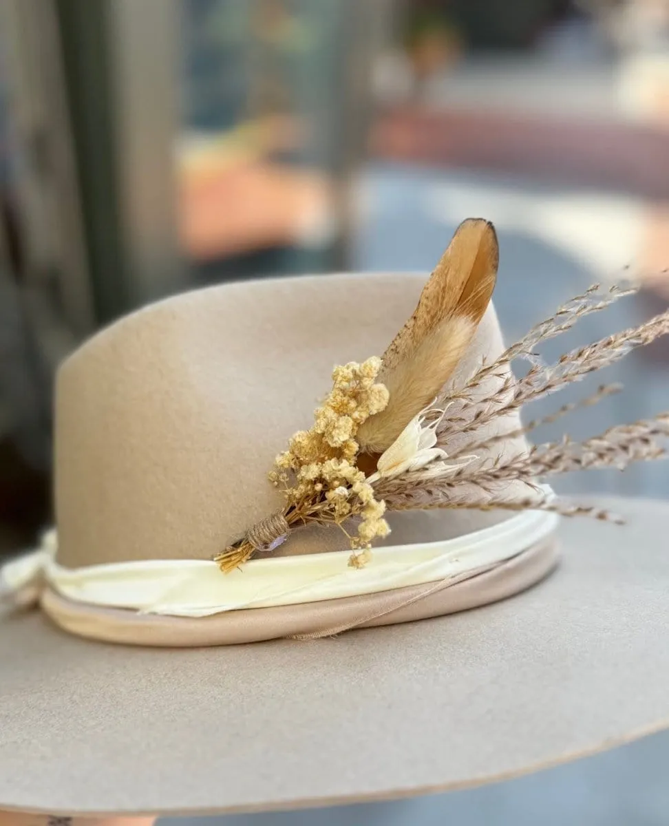 Boho Pampas Feather Pin