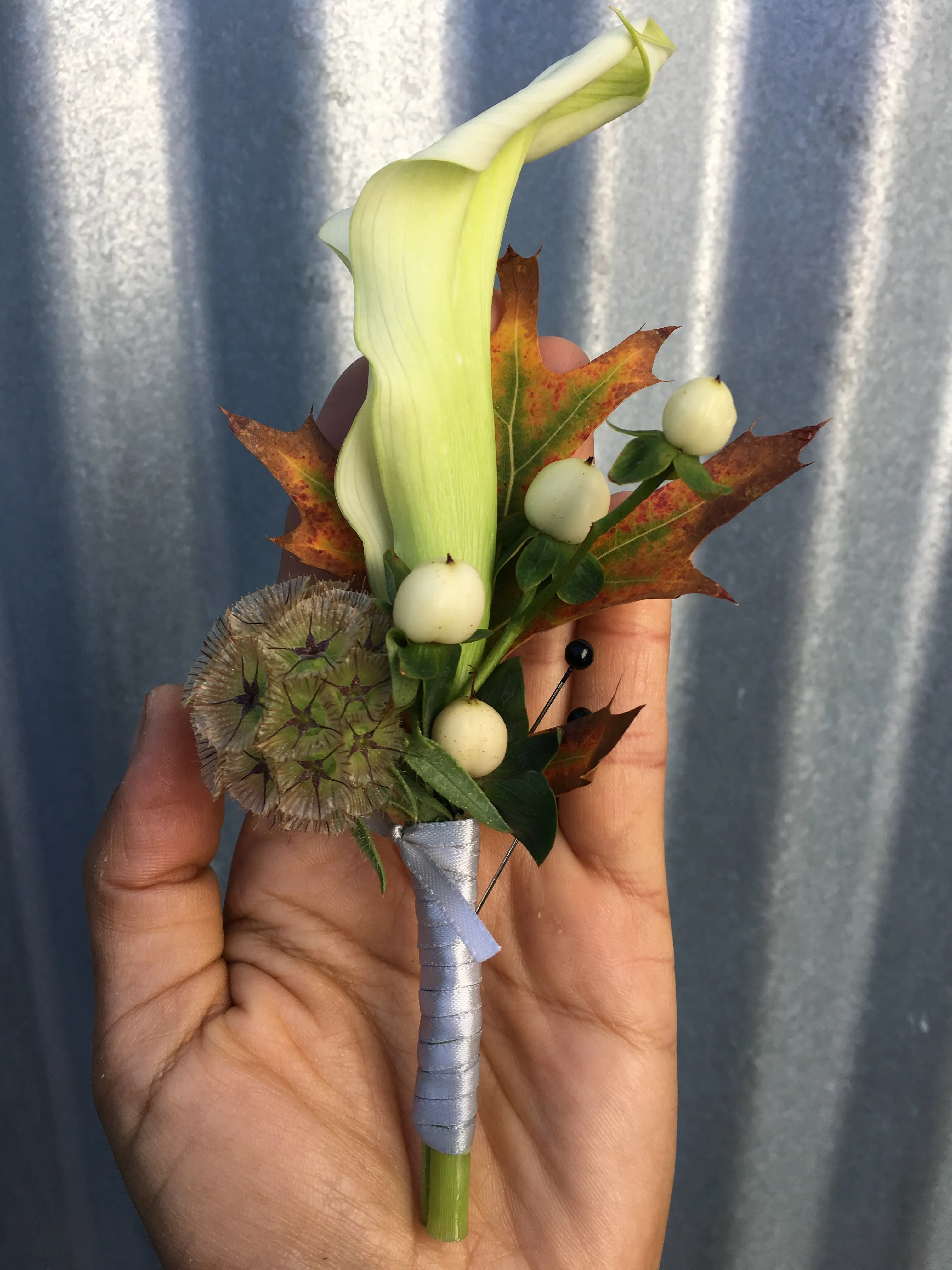 Boutonniere, small event order ($1500 minimum)