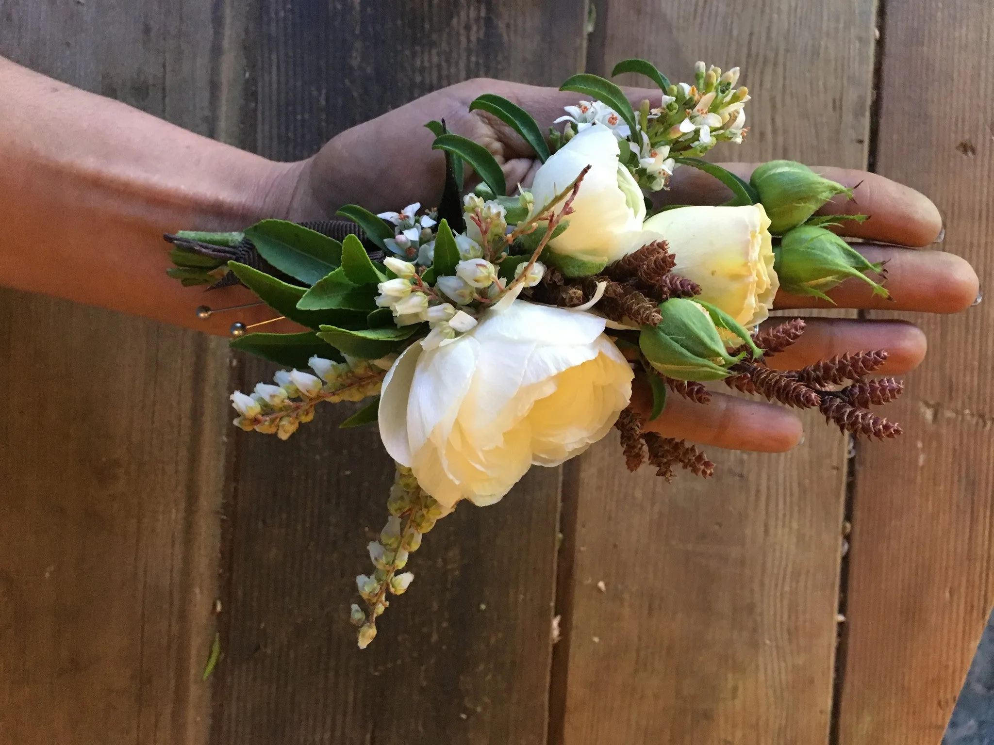 Boutonniere, small event order ($1500 minimum)