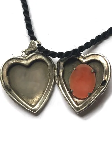 Cameo Heart Locket in Sterling Silver, Hand Carved Cameo From DiVinci Cameos