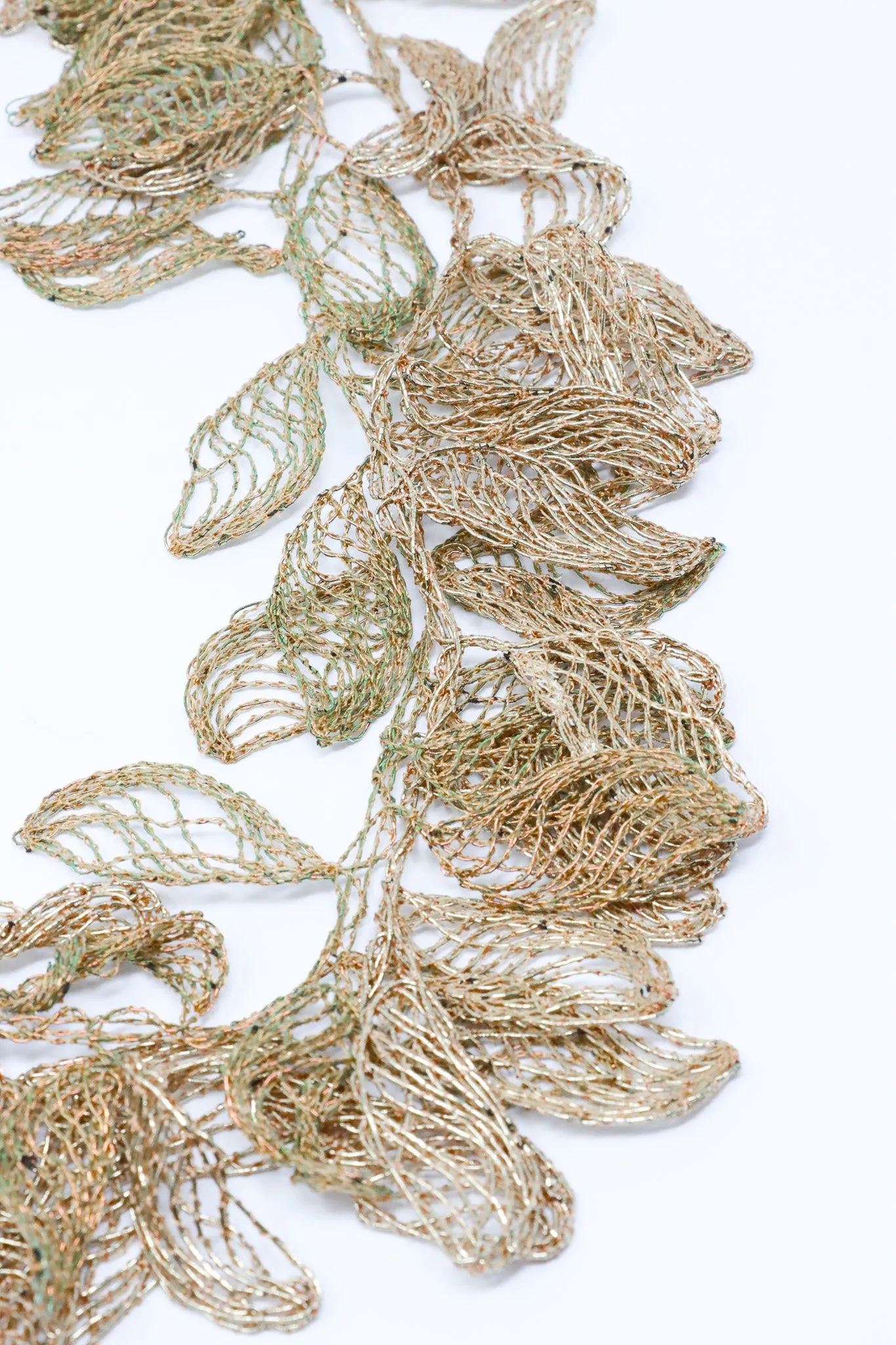 CENTOPERCENTOCASHEMIRE Lace Necklace