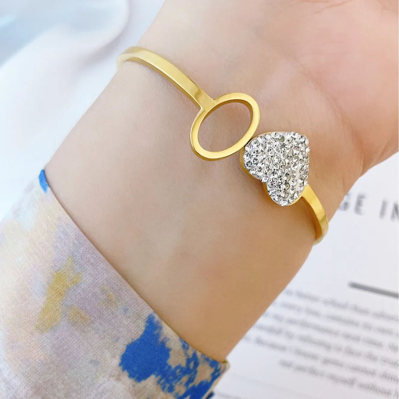 Crystal Heart design highly polish Gold Plated Stainless Steel bracelet Bangle for women