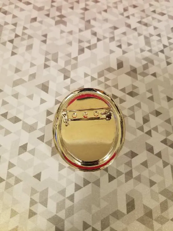 Curious Kitty Cameo Brooch