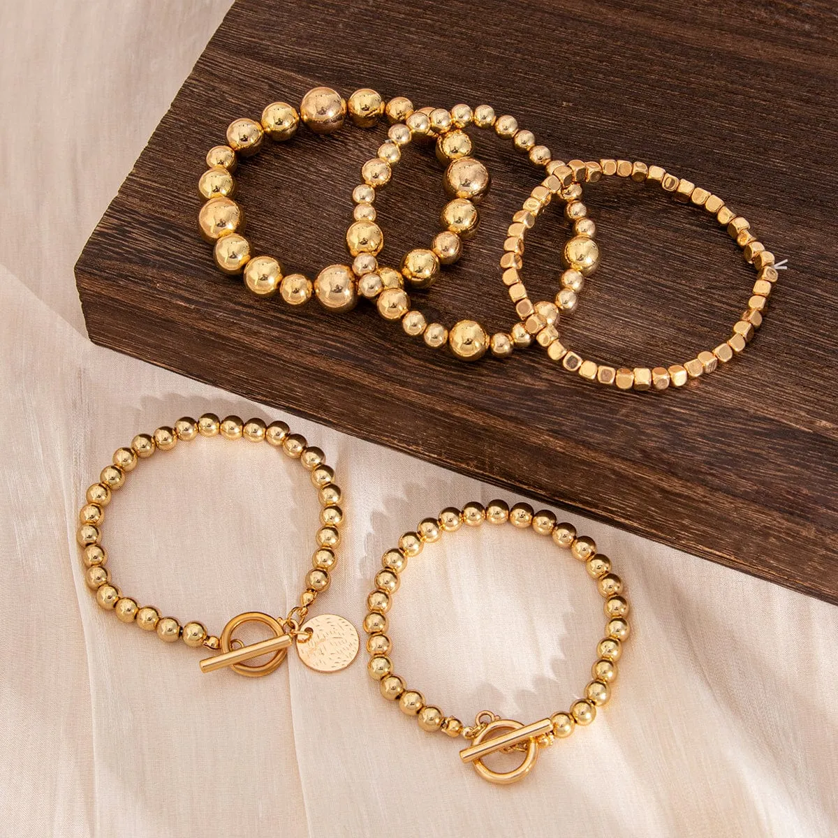 Elegant Layered Toggle Clasp Round Disk Charm Ball Chain Bracelet Set