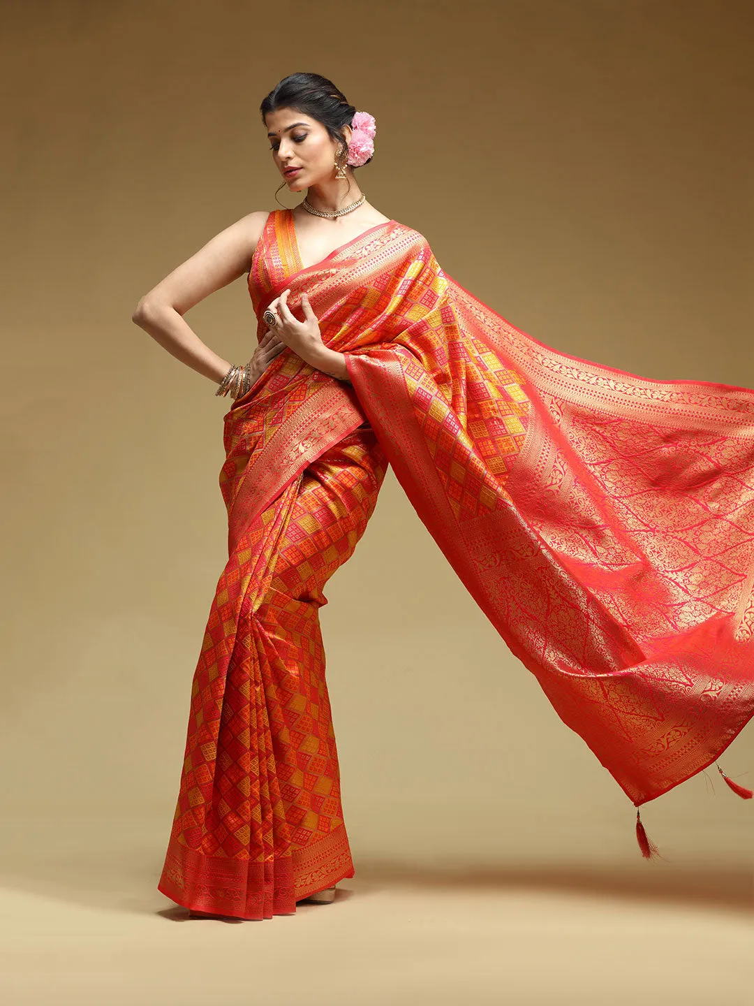 Elegant Solid Multi-Color Upada Saree With Checks Designs