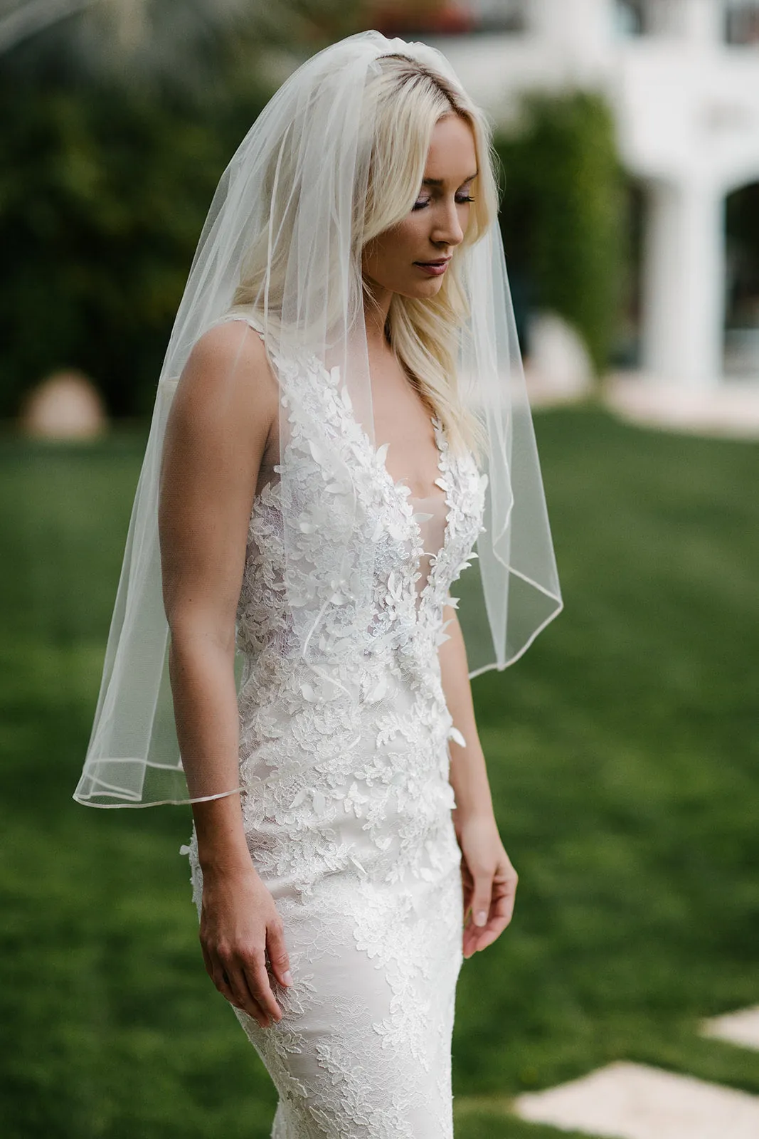 Elizabeth Johns Madelyn Veil
