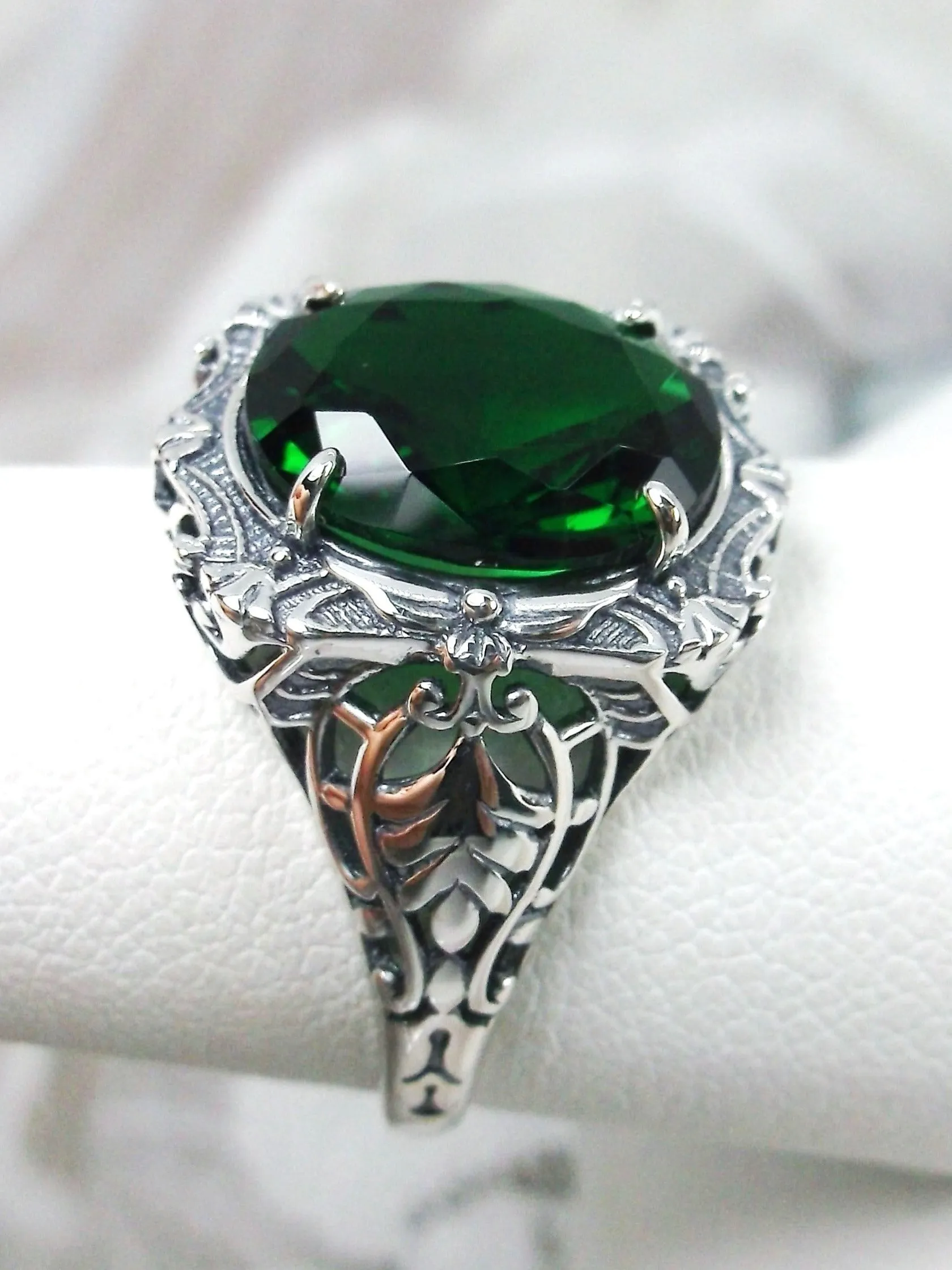 Emerald Ring, Oval Art Nouveau Style, Vintage Sterling Silver Filigree Ring, Beauty Ring, D229