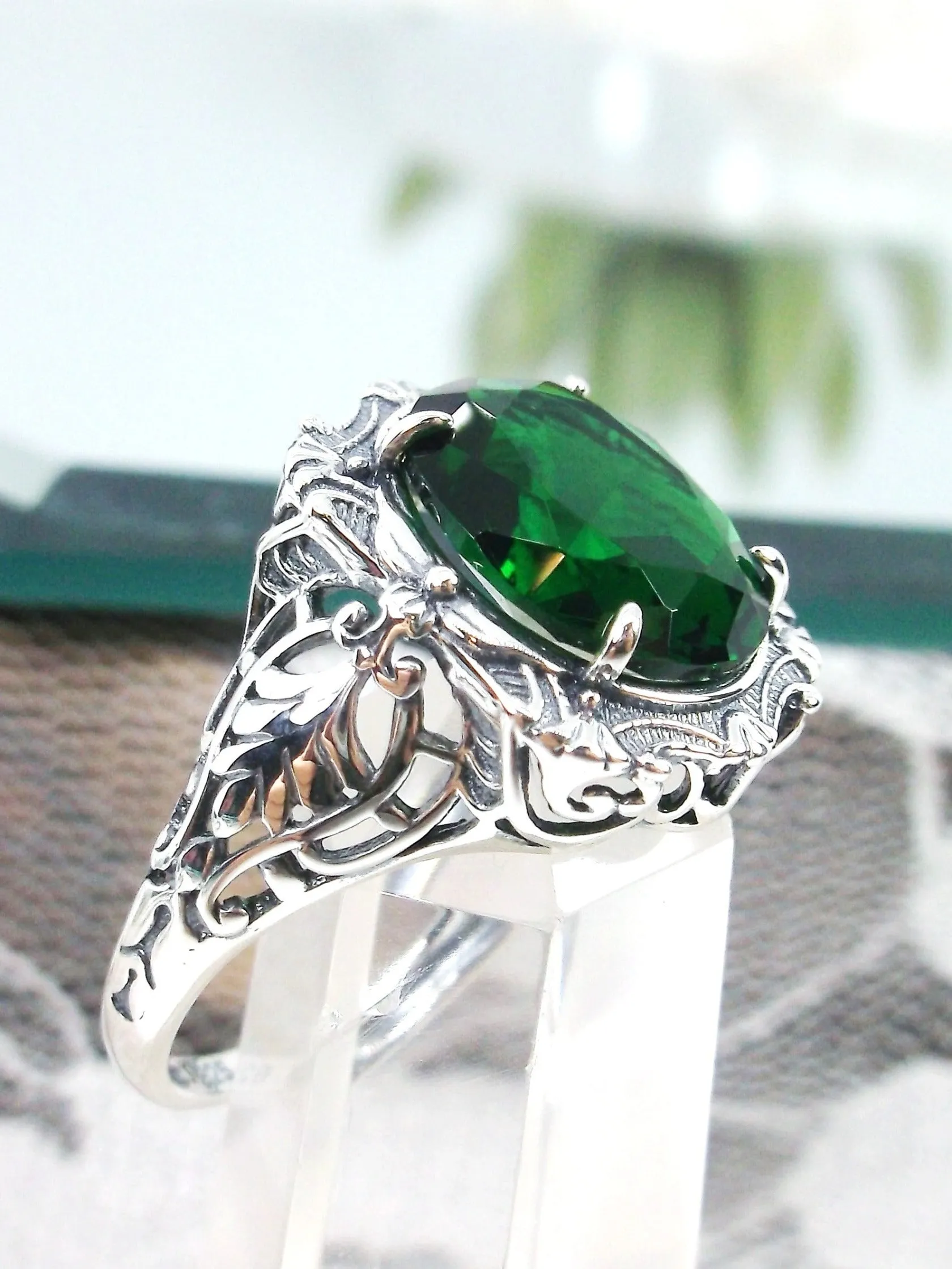 Emerald Ring, Oval Art Nouveau Style, Vintage Sterling Silver Filigree Ring, Beauty Ring, D229