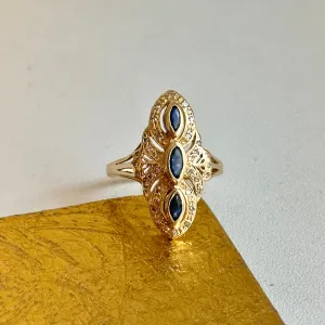 Estate 14KT Yellow Gold Blue Sapphire   Diamond Art Deco Ring