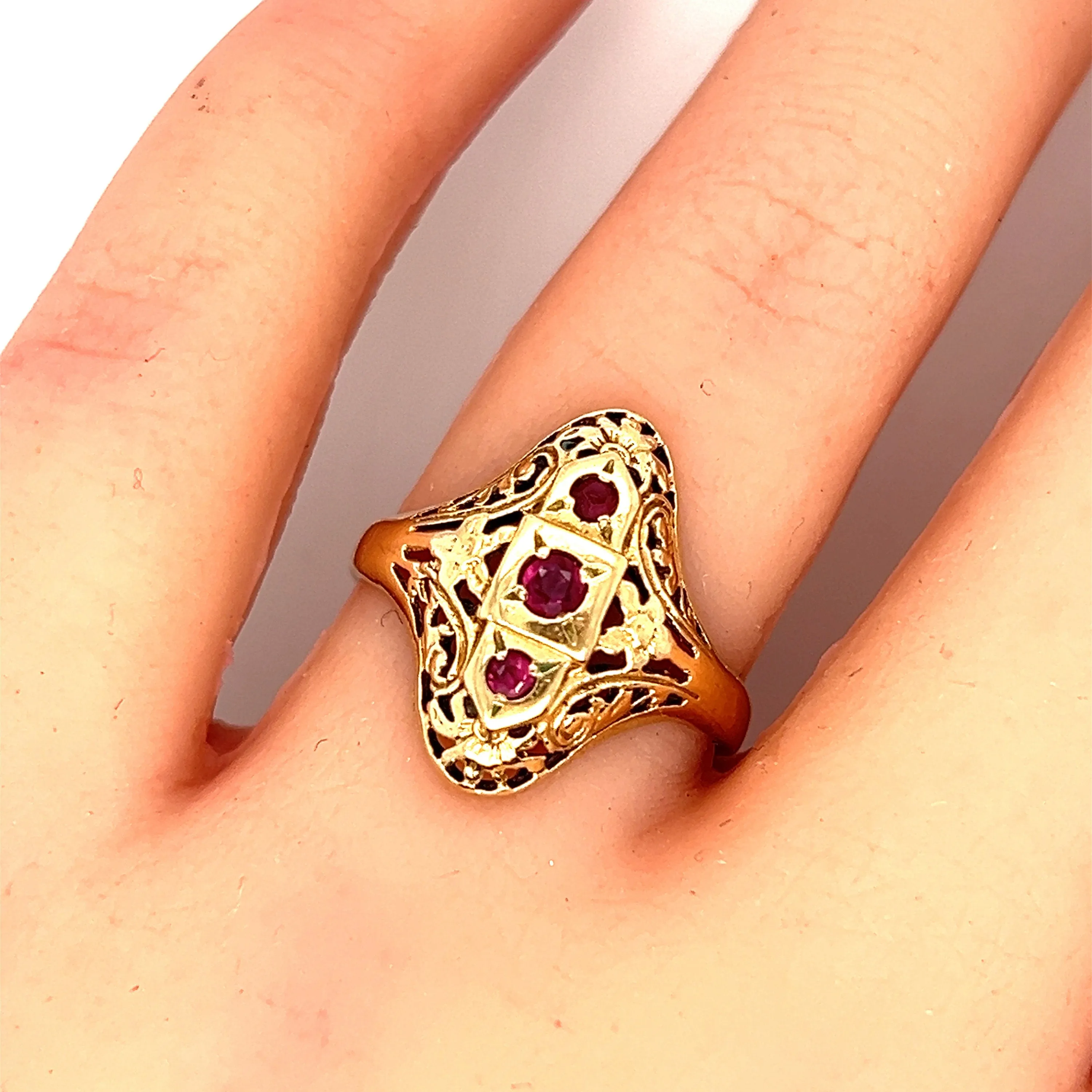 Fabulous Vintage Filigree 14K Yellow Gold Ruby Ring Engagement Ring - 0.25ct.