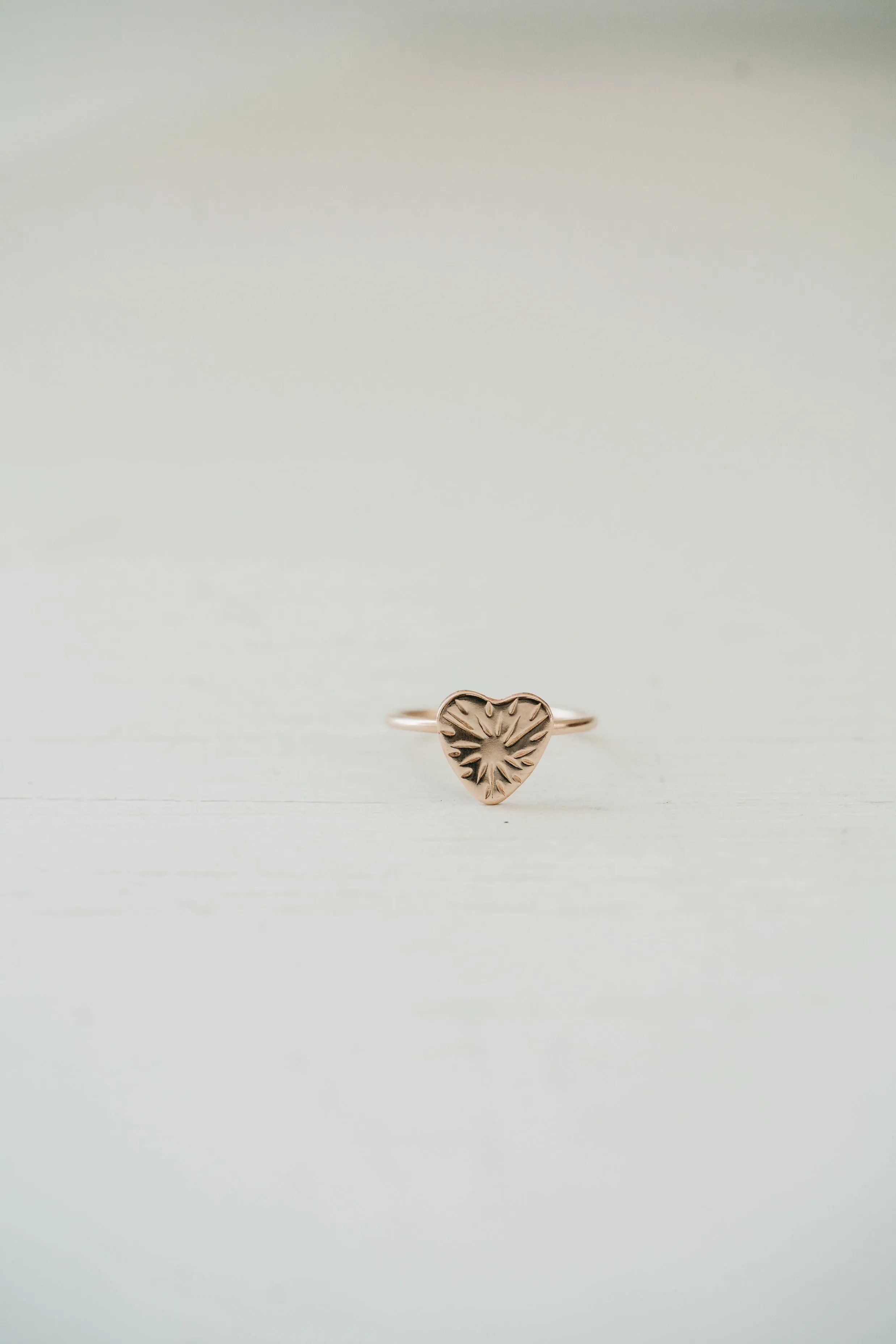 Heartburst Ring | Gold