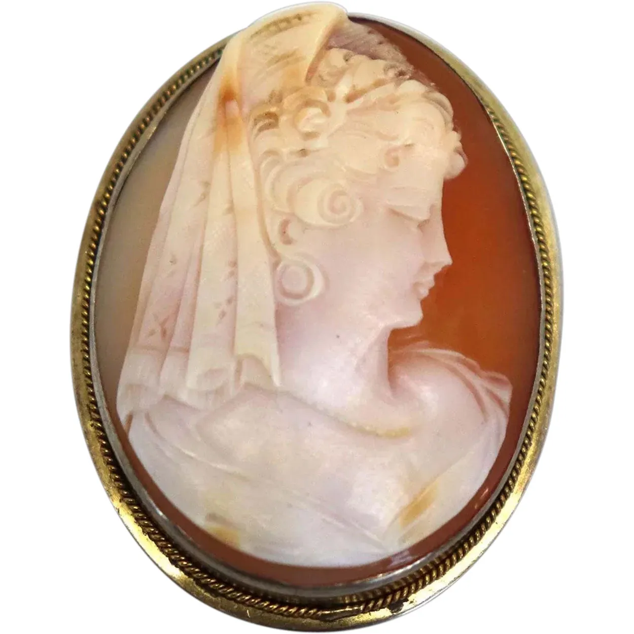 Italian Art Nouveau Gold Filled Cameo Brooch / Necklace Pendant of a Lady
