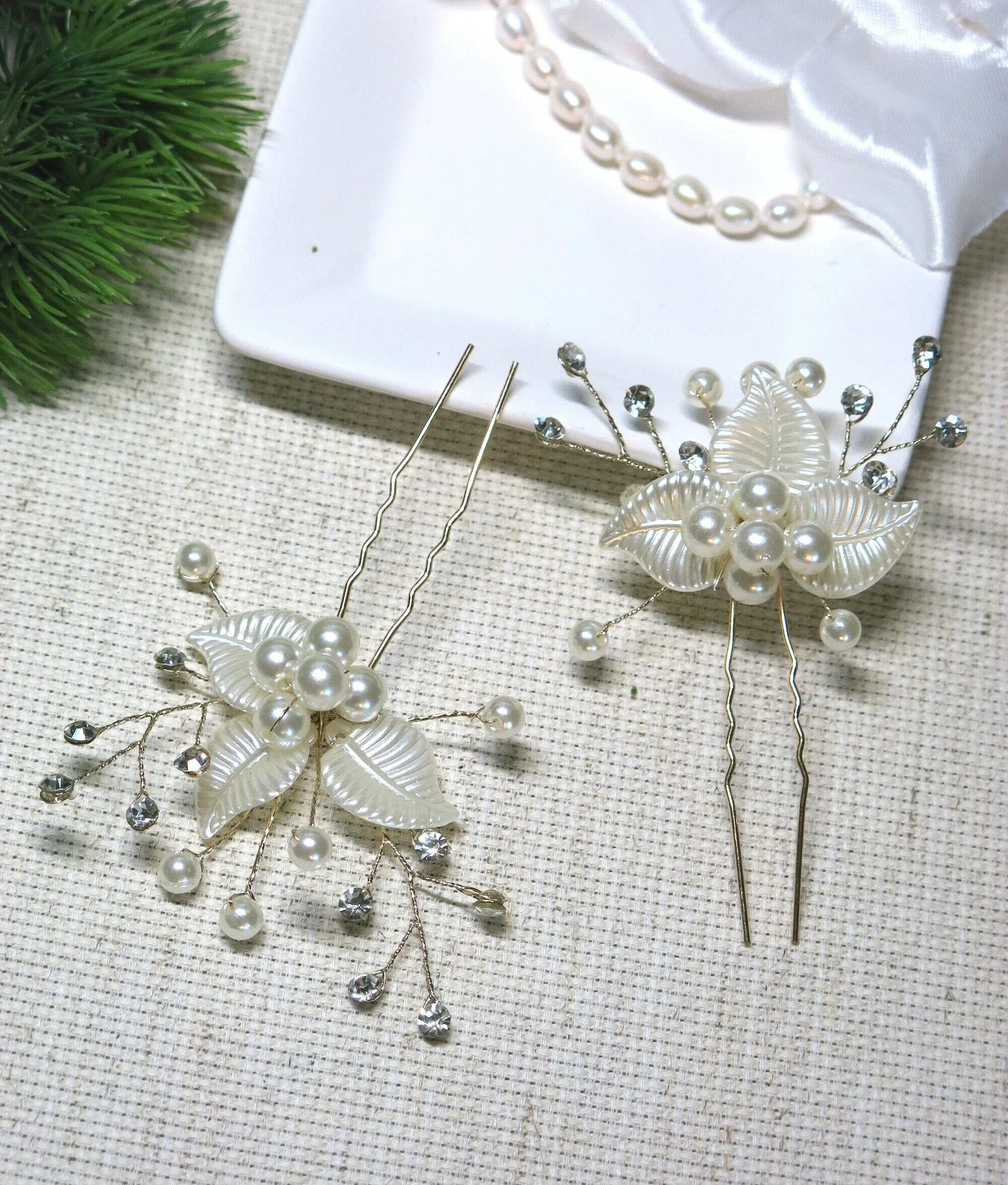 Ivory Pearl Leaf Bridal 2 PC Hairpin Set, Wedding Off White Pearl Flower Hair Pin, Bride Floral Pearl Hairpiece