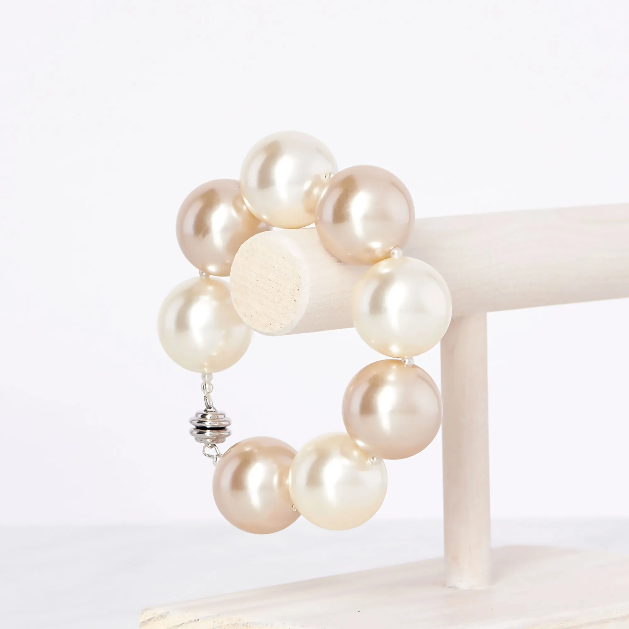 Ivory/Champagne Cooling Pearl Bracelet