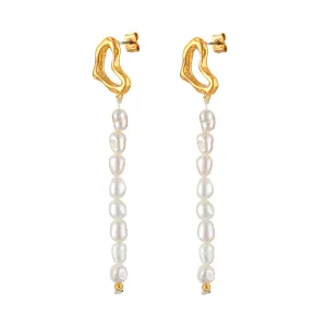 Logan Tay Heart Pearl Drop Earrings