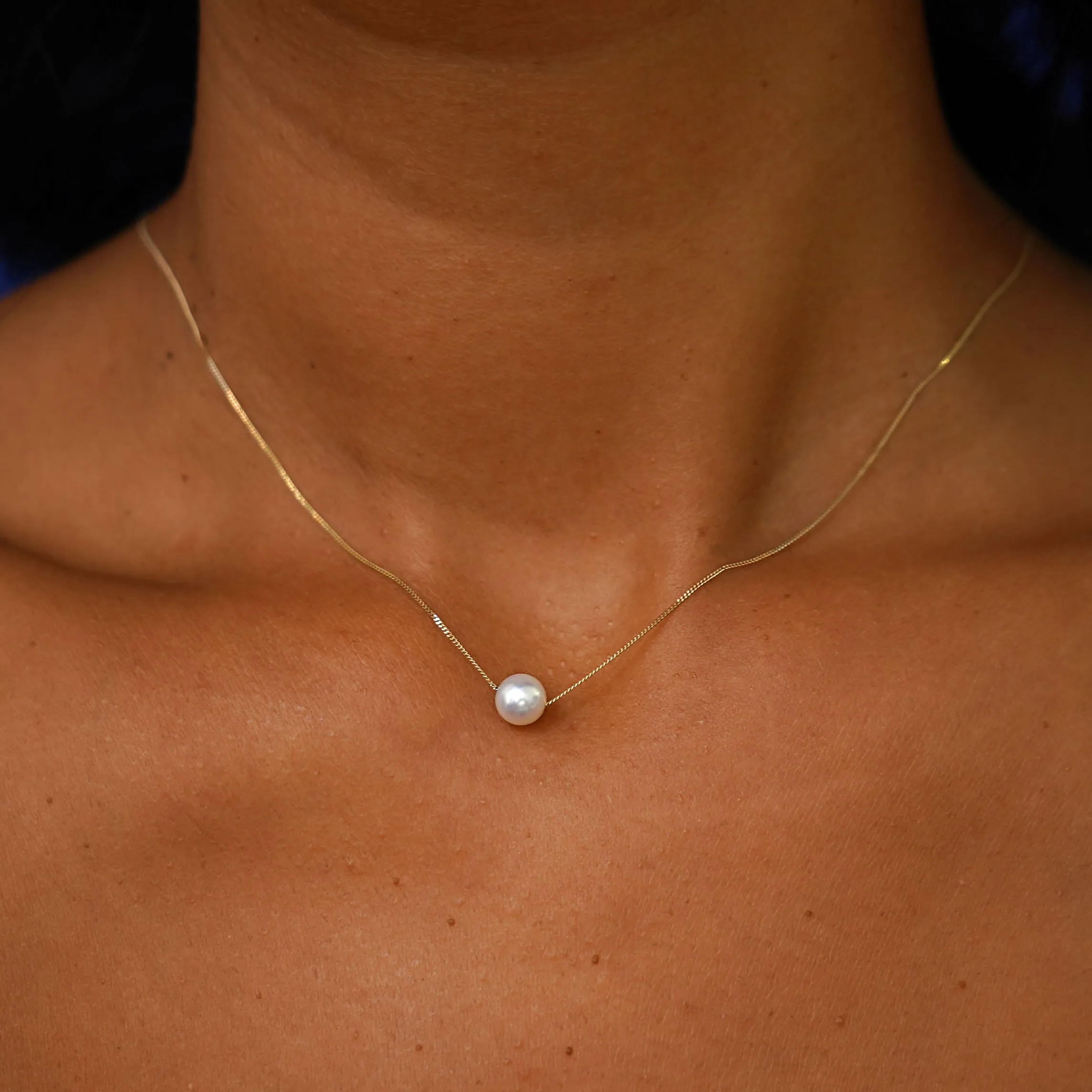 Medium Pearl Slide Necklace