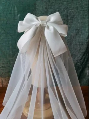 My Little Fair Lady Ribbon Veil Hair Clip