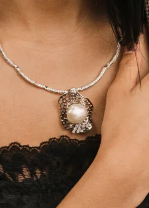 Natural Baroque Pearl 18K White Gold Pendant Necklace