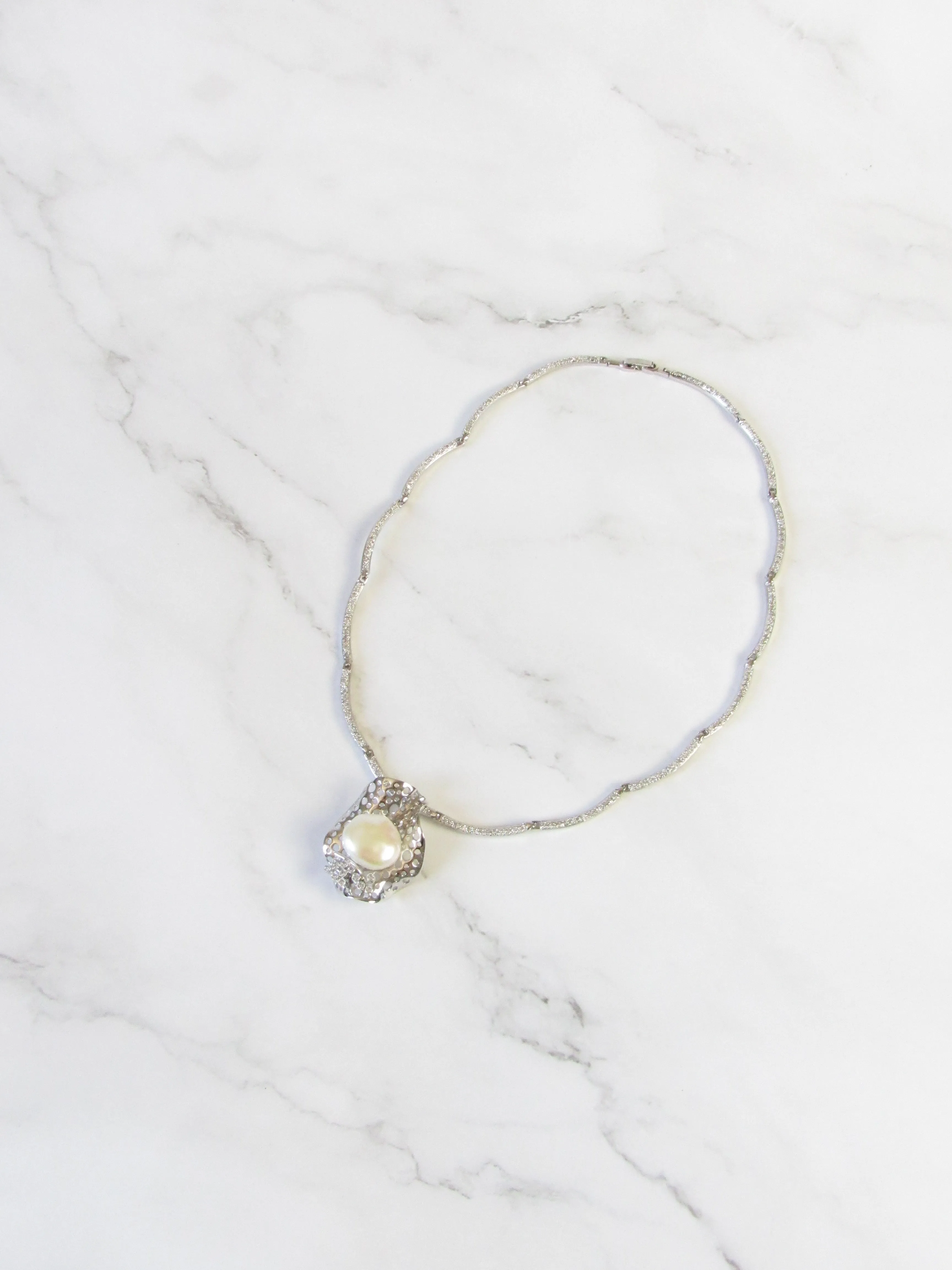 Natural Baroque Pearl 18K White Gold Pendant Necklace