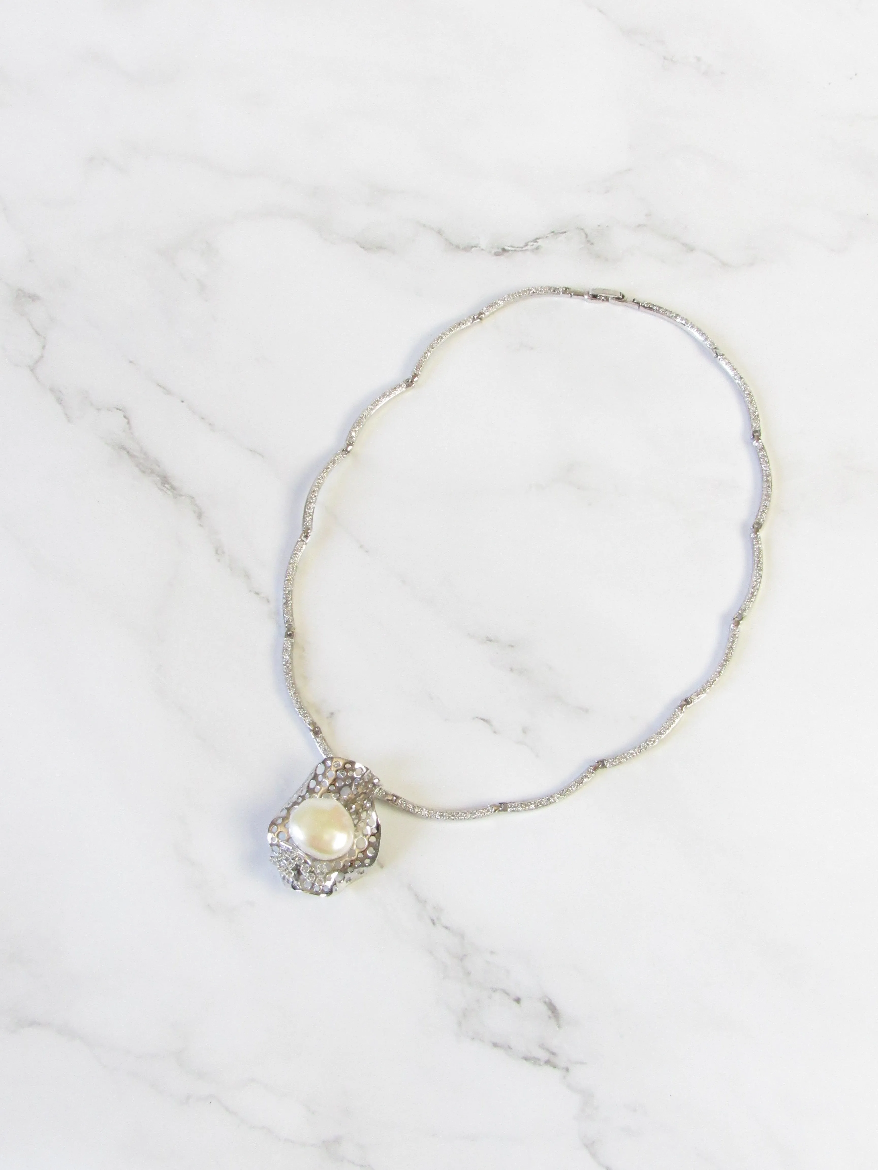 Natural Baroque Pearl 18K White Gold Pendant Necklace