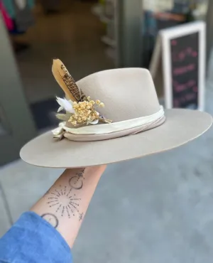 Neutral Boho Hat Feathers