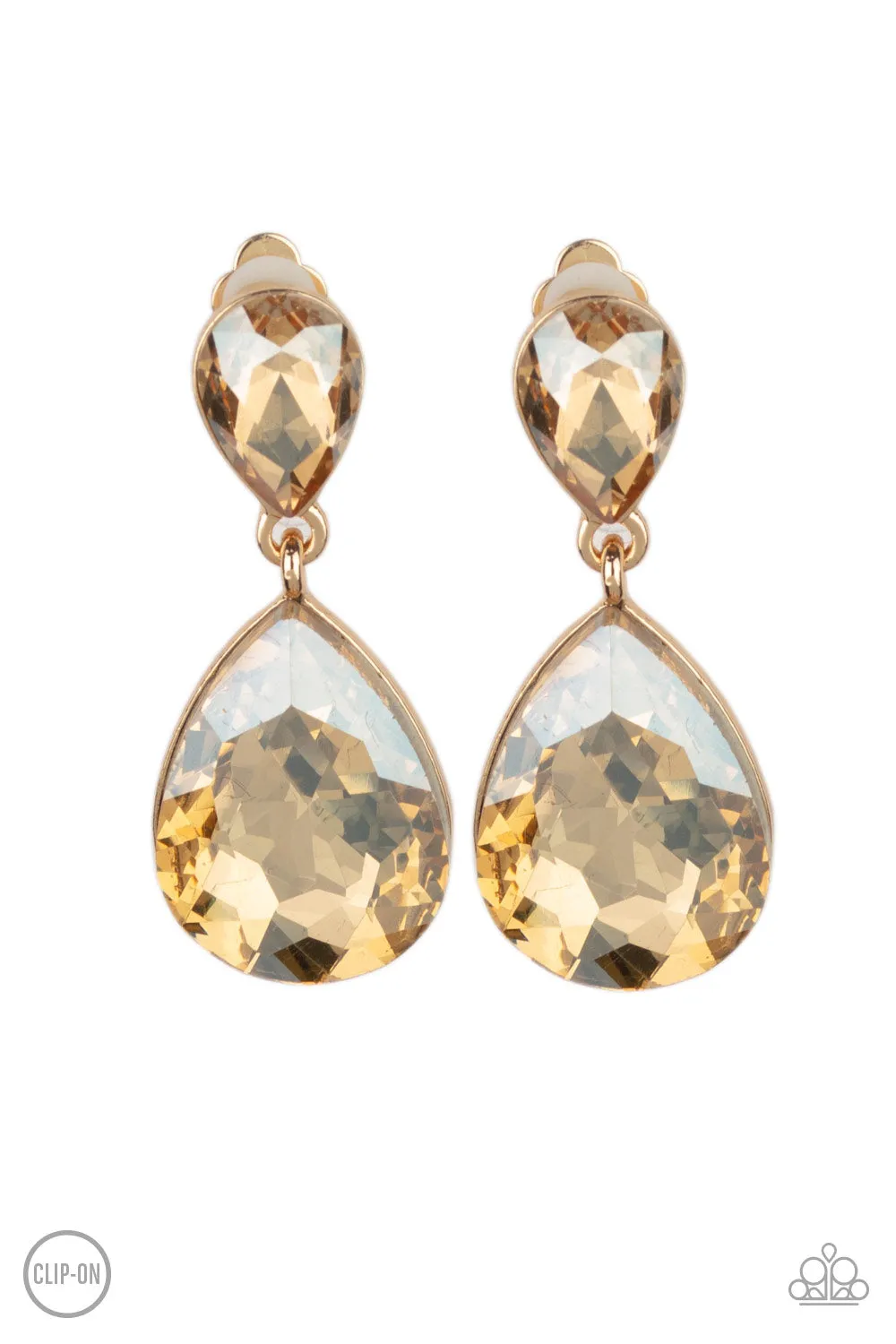 Paparazzi - Aim For The MEGASTARS - Gold Earrings