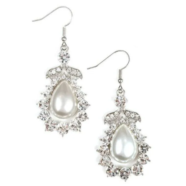 Paparazzi Award Winning Shimmer White Pierced Earrings