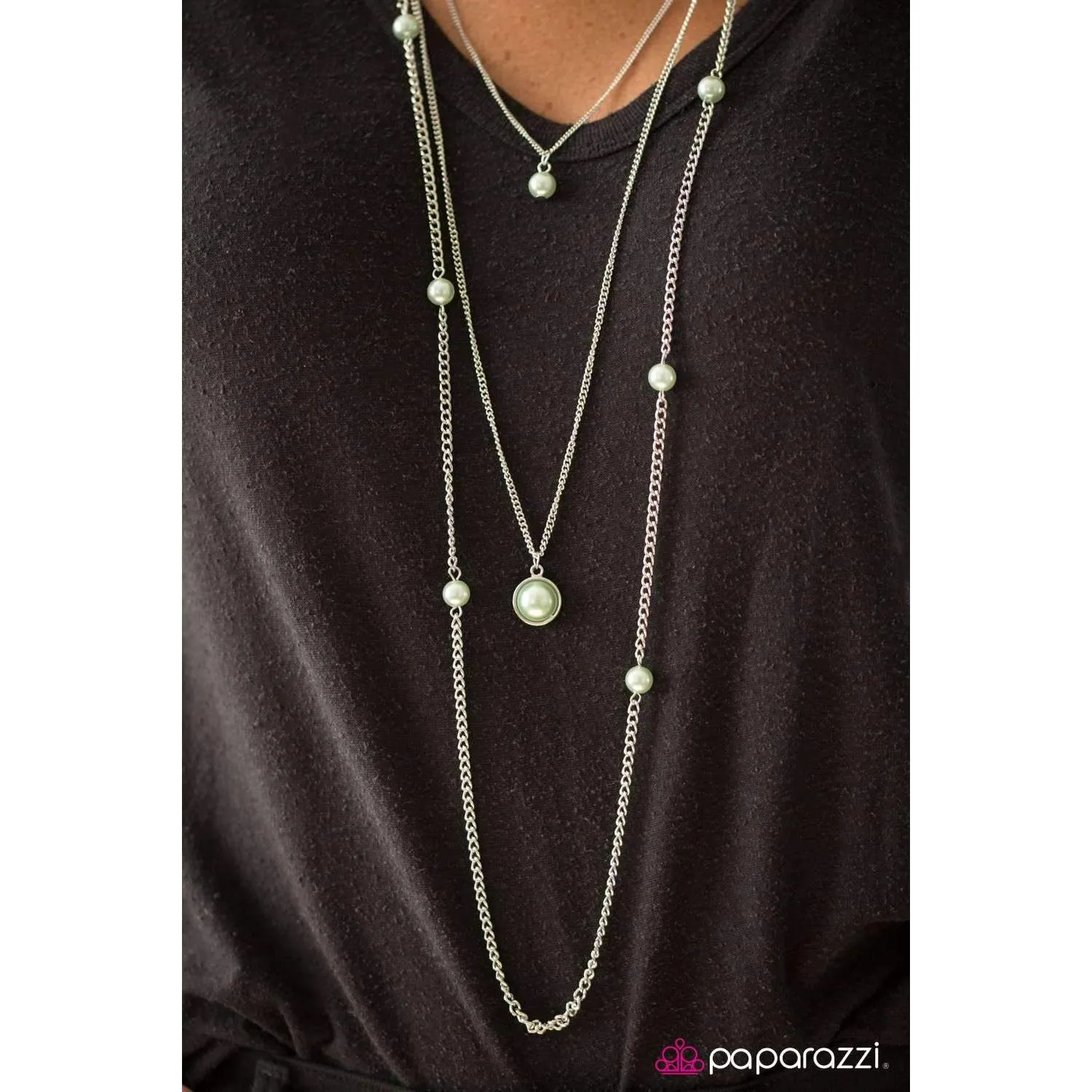 Paparazzi Runway Shine Green Faux Pearls Necklace & Earring Set