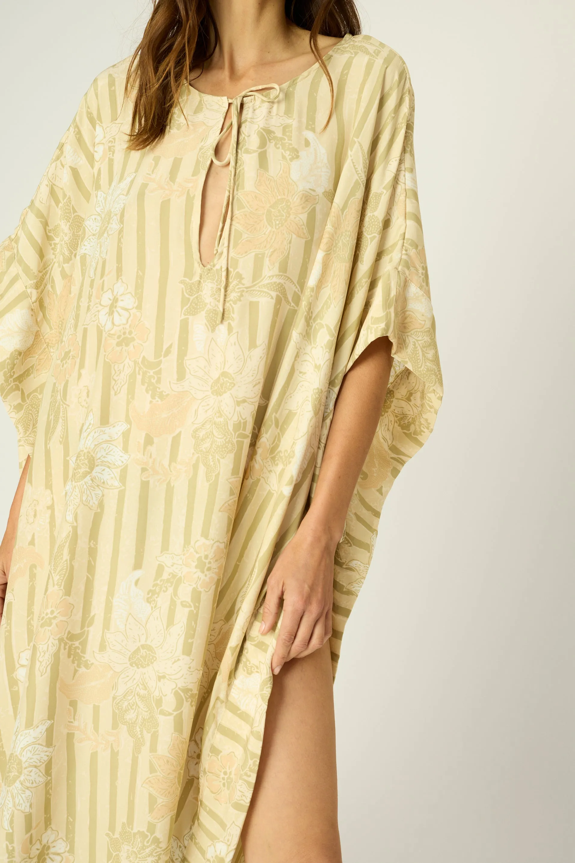 PAULINA CAFTAN