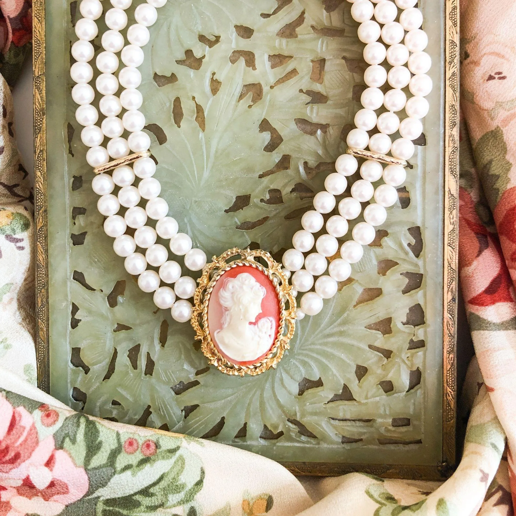 Pearl and Cameo Necklace