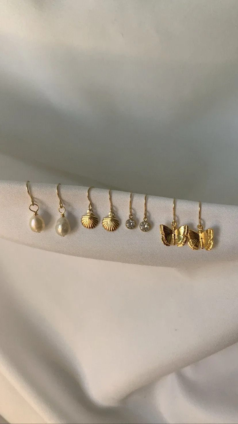 Pearl Dangle Earrings