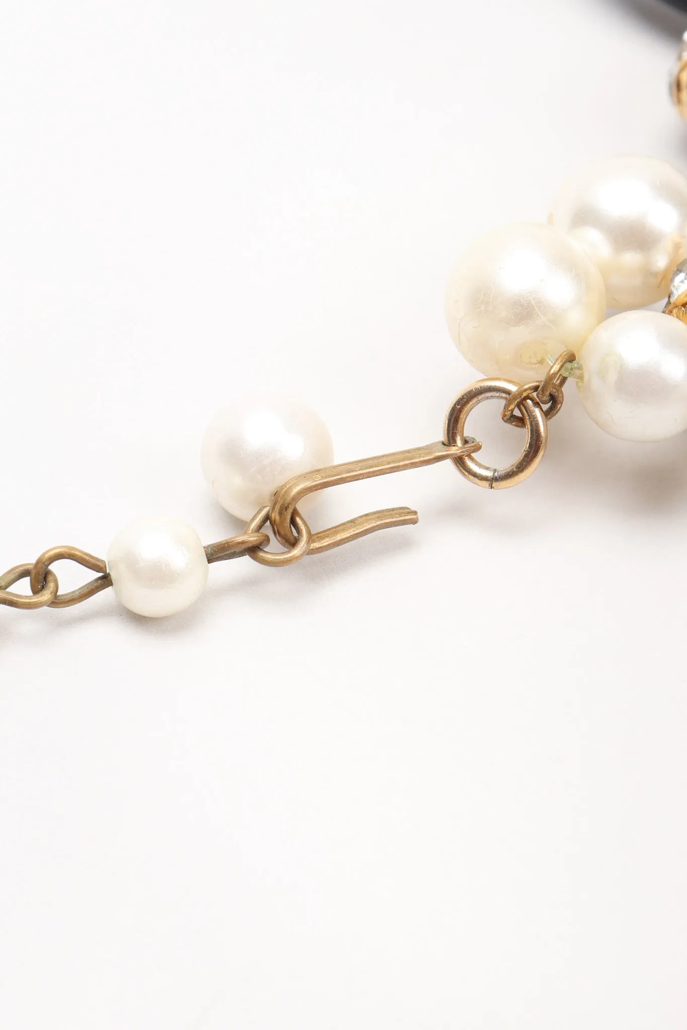Pearl Lucite Ring Collar Necklace