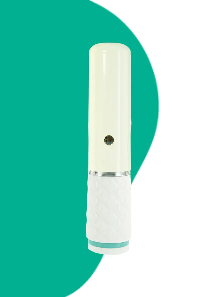 Pillow Talk FEISTY thrusting G-spot vibrator with Swarovski crystal
