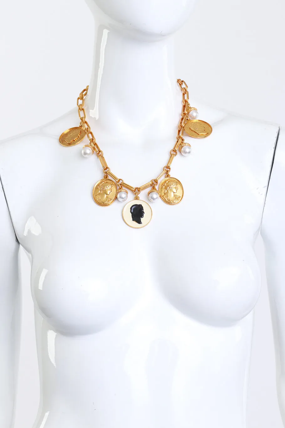 Roman Pendant Collar Necklace